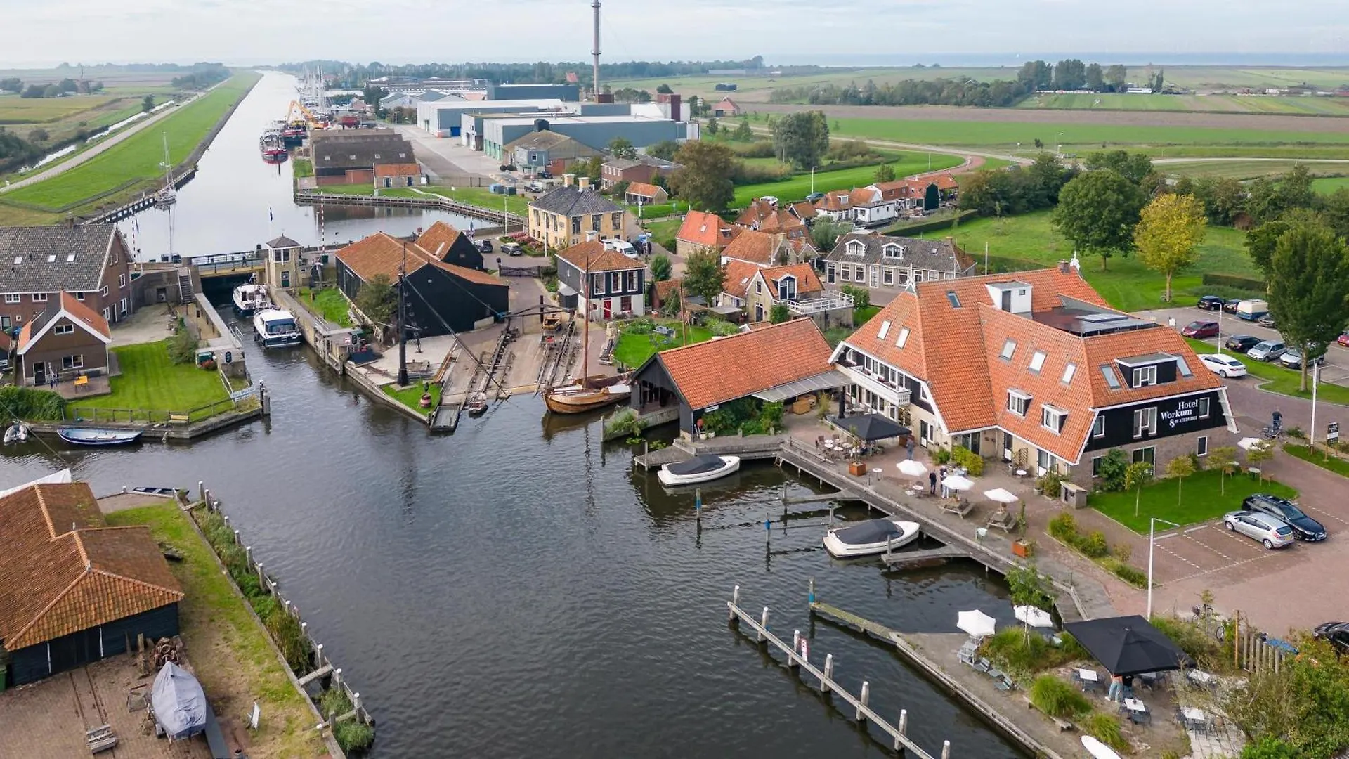 15 Familievriendelijke Hotels aan de Nederlandse Kust voor een Zorgeloos Verblijf